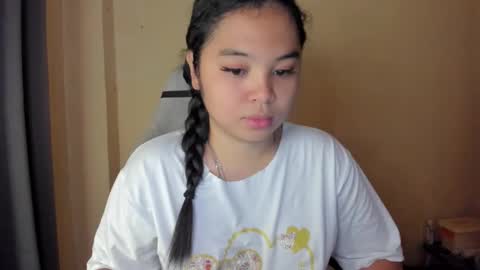 0wwlo0k online show from March 25, 5:02 am