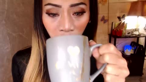 angel online show from November 3, 5:23 pm