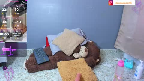 Alexa Vsquez online show from February 15, 2:55 pm