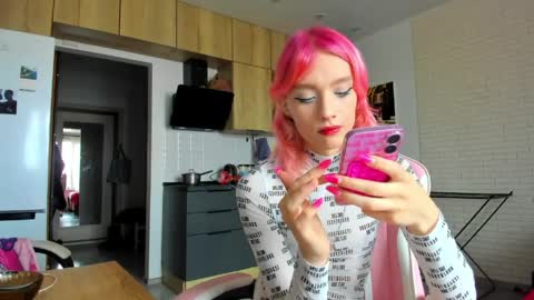 Gaylord online show from April 8, 8:37 am