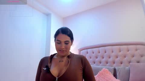 cailyn  online show from March 19, 9:26 pm