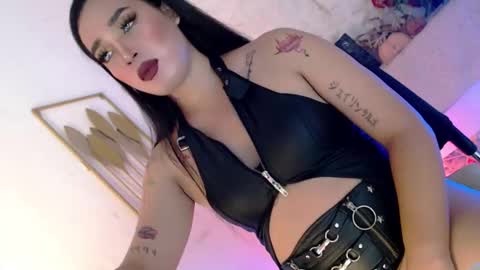 Caroline online show from February 11, 7:49 am