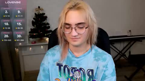 _meow_neko_ online show from December 22, 6:07 am