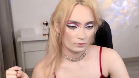 _meow_neko_ online show from March 9, 1:15 pm