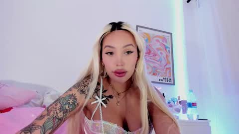   online show from February 23, 10:09 pm