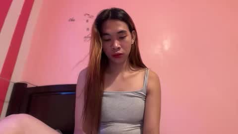 Snapshot of _yoursexwife_ chatting on October 12, 1:24 pm sheng online show from October 12, 1:24 pm
