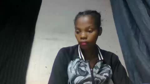 aadienne online show from April 21, 6:31 am