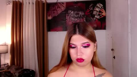 adorabletsforyouxx online show from April 18, 7:58 pm