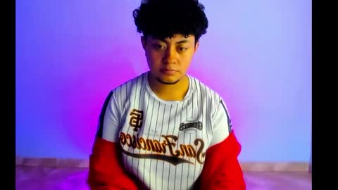 TransBoy online show from May 12, 3:37 am