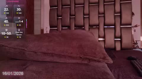 afrikan_diva online show from January 17, 4:53 am