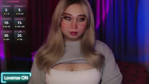 Goddess Airis online show from June 11, 8:29 pm