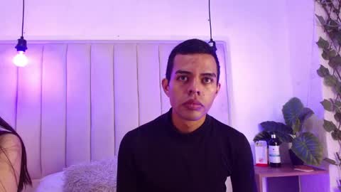 aji_golds online show from May 18, 5:29 pm