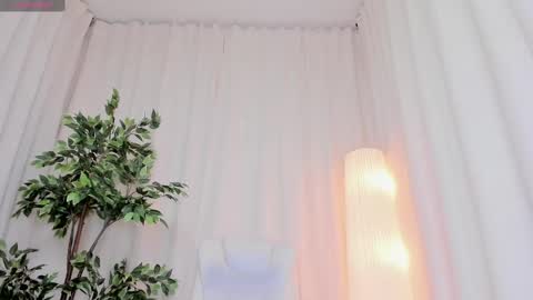 Alana silvana online show from February 14, 2:44 pm