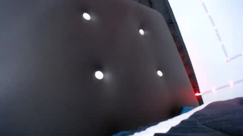 -- ALEXIS -- online show from January 15, 1:37 am