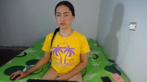 -- ALEXIS -- online show from March 29, 1:17 am