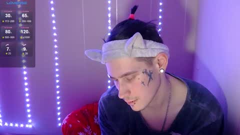 alexwolfmoto online show from March 9, 11:19 pm