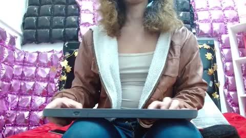 alice online show from September 14, 12:09 pm