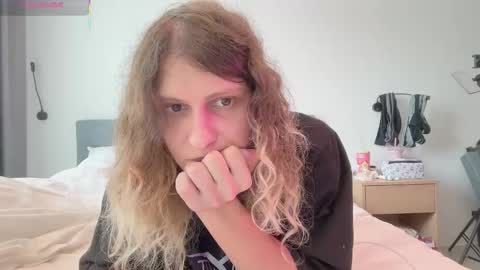 AlicePinkhead online show from November 14, 7:38 am