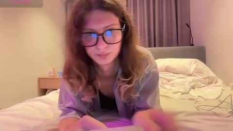 AlicePinkhead online show from June 2, 10:28 am