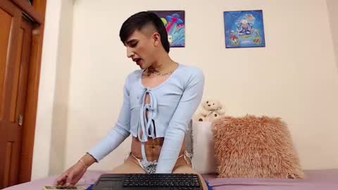 J Ruiz online show from October 25, 10:49 pm