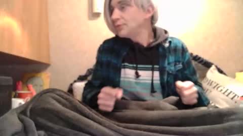 Alisha online show from March 24, 8:41 am