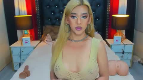 aliyah online show from February 19, 8:00 am