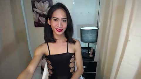 trina online show from January 7, 1:21 pm