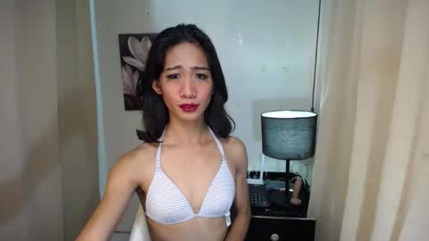trina online show from January 10, 8:04 pm