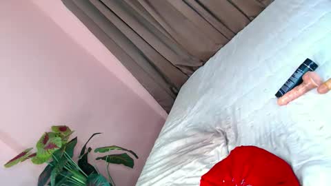 Snapshot of alove_too_last chatting on October 10, 5:03 pm LEXY online show from October 10, 5:03 pm