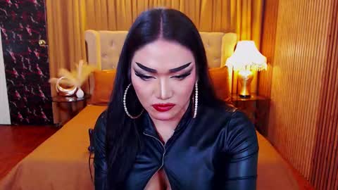 Alura Jhenson online show from September 20, 3:56 am