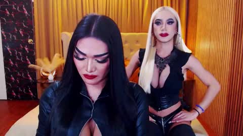 Alura Jhenson online show from October 6, 10:59 am