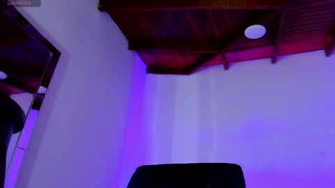 Tifany  online show from April 21, 2:13 pm