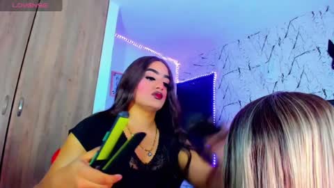 Amber sofia  pitter online show from August 8, 11:00 pm