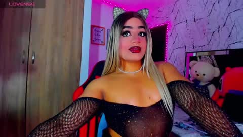 Amber sofia  pitter online show from August 9, 10:31 am