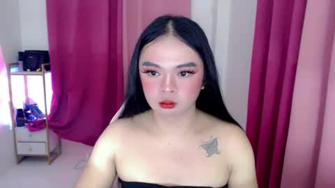 Snapshot of amber_fuck chatting on October 20, 4:32 pm Amber online show from October 20, 4:32 pm