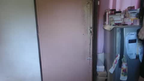 amysweetbabe online show from April 9, 6:04 am