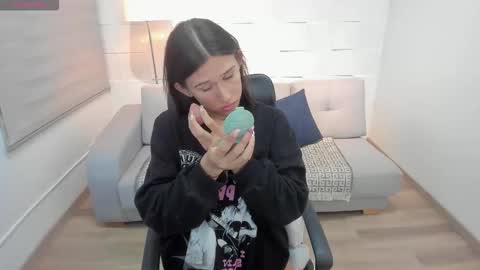 Andre Castaneda online show from February 3, 7:30 pm