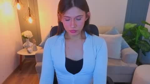 Andre Castaneda online show from April 16, 8:31 pm