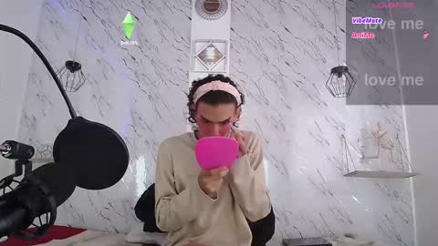 andy online show from March 5, 2:22 pm