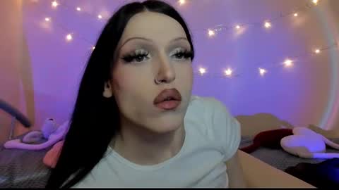Angel Love online show from December 18, 3:55 pm