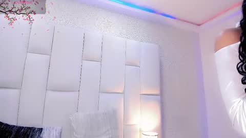 angeles_bust online show from January 13, 9:34 pm