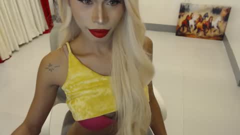DIVINE ANGEL online show from October 2, 12:44 am