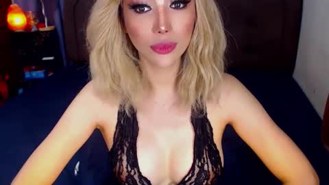 MS. AMALIA online show from April 1, 9:43 am