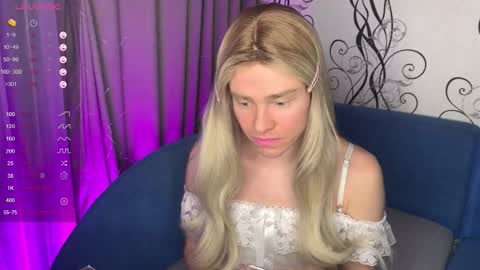 anjalin_sososok online show from March 3, 3:24 am