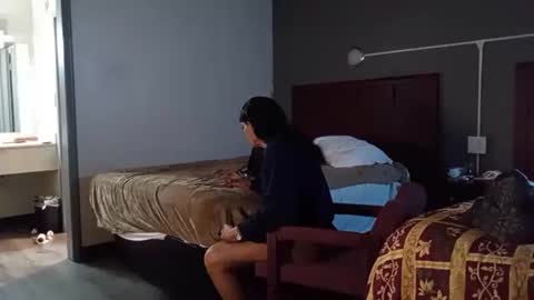 Anna Lee Cross online show from April 19, 12:28 pm