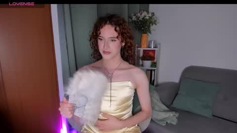 Anntonia Woods  online show from March 2, 1:11 am