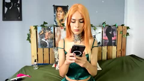 Annie online show from October 31, 5:11 pm