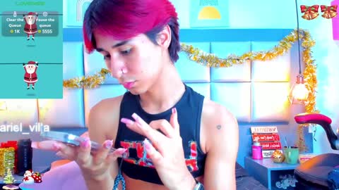 ARIEL VILLA online show from December 17, 11:49 am