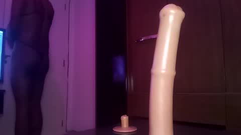 Cute Ass Princess online show from March 23, 10:48 pm