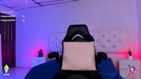 Aron cruz  online show from November 14, 2:14 pm